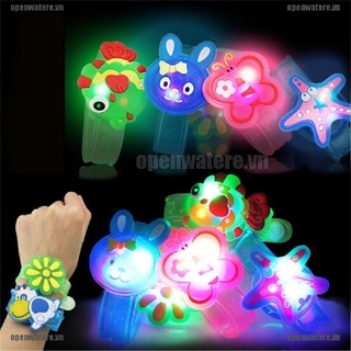 Vòng Đeo Tay Có Đèn Led Kiểu Dáng Hoạt Hình Dễ Thương Cho Bé