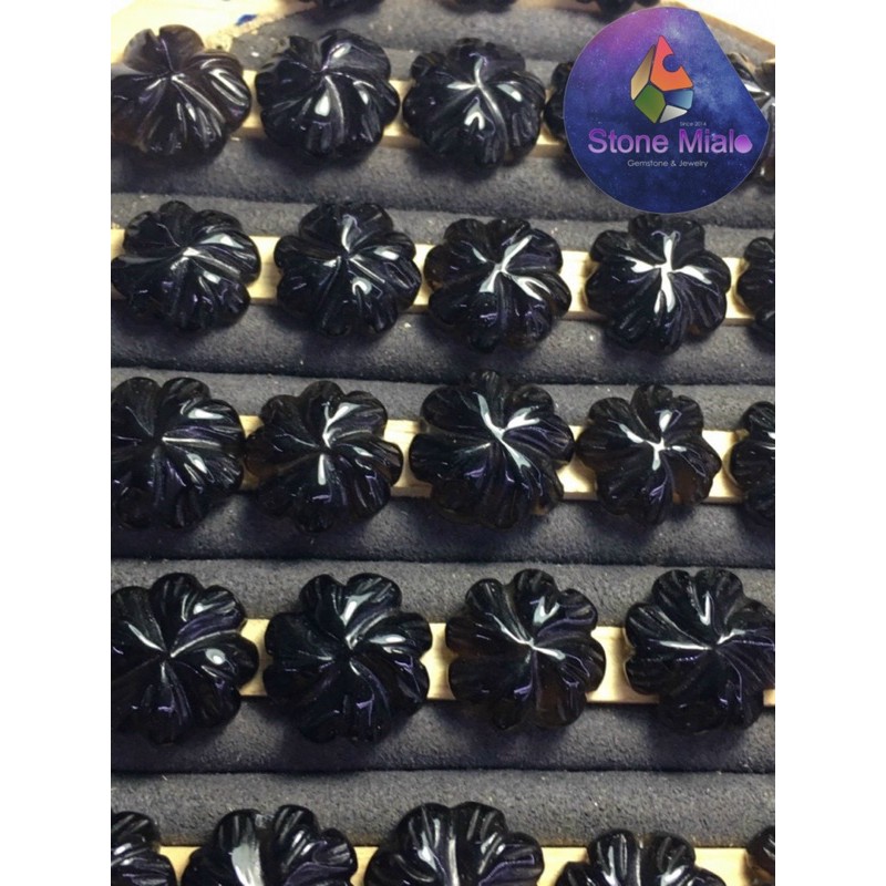 Cỏ 4 lá may mắn T.A đen
