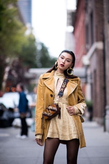Túi MARC JACOBS vân rắn