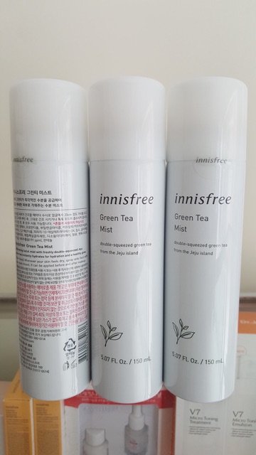 XỊT KHOÁNG INNISFREE GREEN TEA