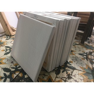 Toan vẽ tranh, canvas