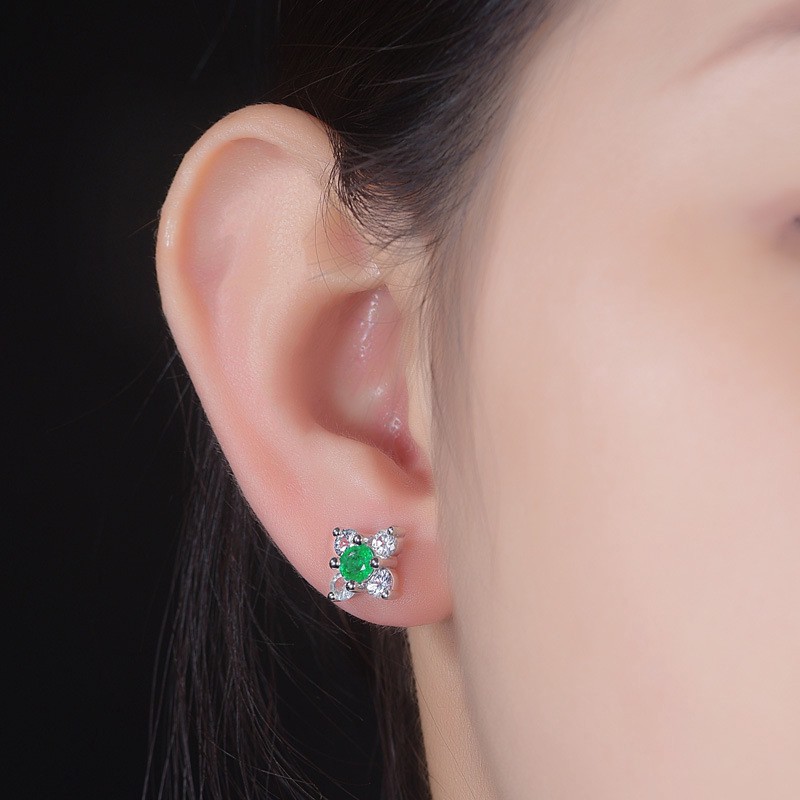 Khuyên tai đính đá thời trang cho nữ