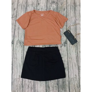 Áo thun GAP cổ tim