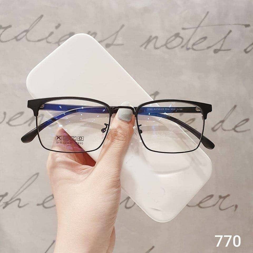 Gọng kính cận dáng vuông gọng dẻo - Nhận cắt cận viễn loạn | BigBuy360 - bigbuy360.vn
