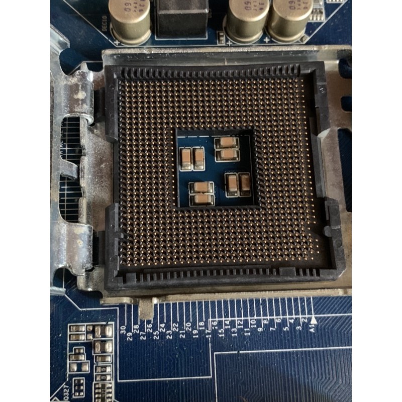 Main G31 giga và CPU E5300 kèm tản stock zin
