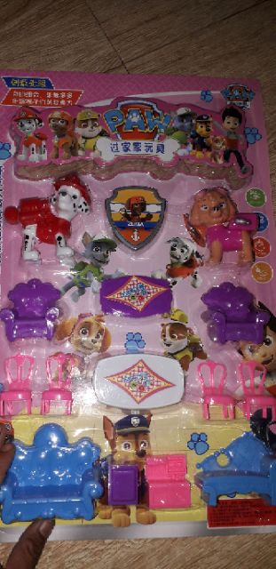 Combo bộ đồ chơi bàn ghế và 2 chú chó Paw bằng nhựa