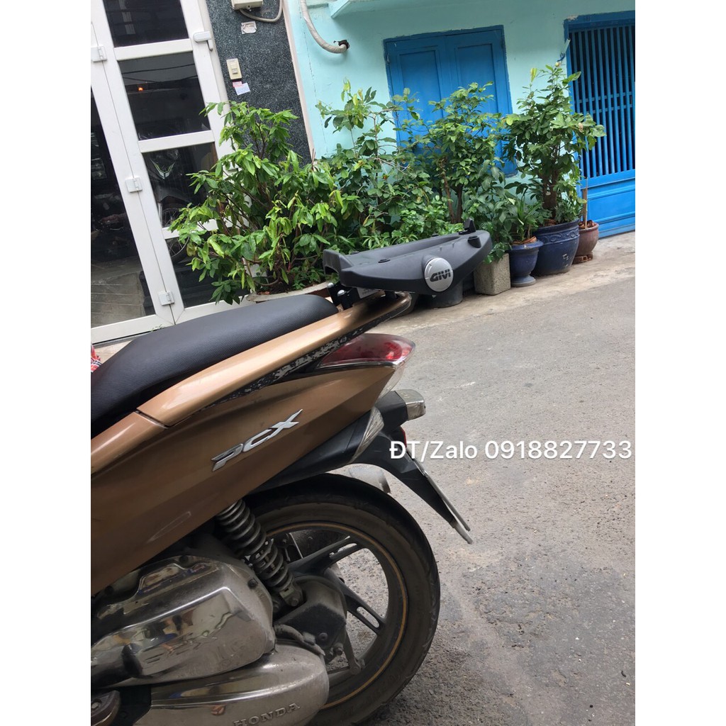 Thùng xe PCX 2010-2011, thùng Givi E43NTL_ADV, baga SRV PCX 2010, hàng Givi chính hãng, bảo hành 2 năm