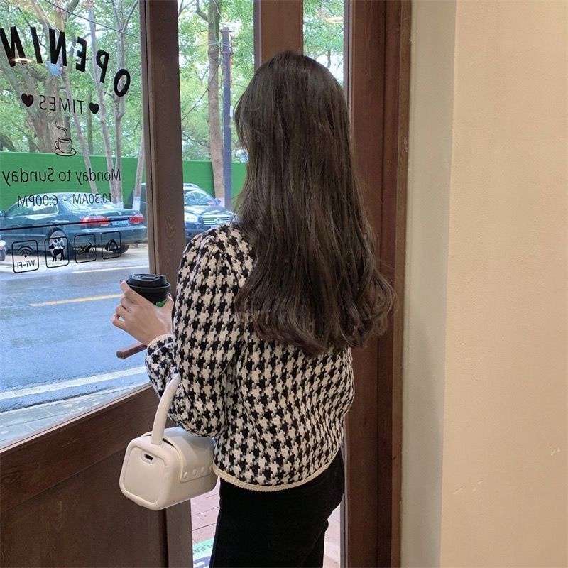 Áo Khoác Cardigan Dáng Ngắn Sọc Ca Rô Màu Tương Phản Thời Trang 2022 Cho Nữ