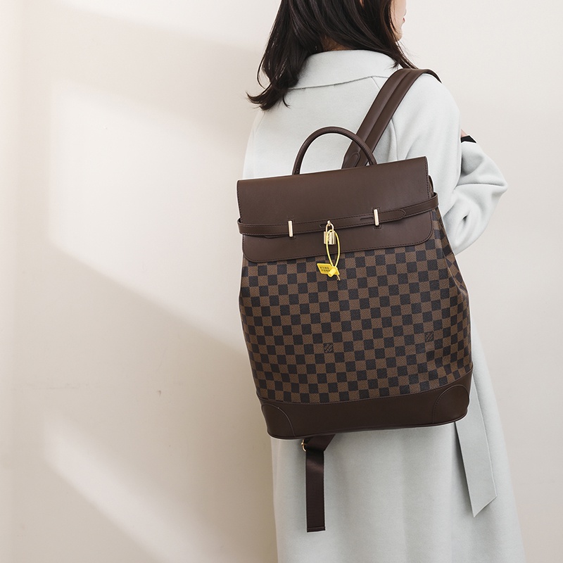 Balo thể thao Louis Vuitton thiết kế thời trang dành cho nữ