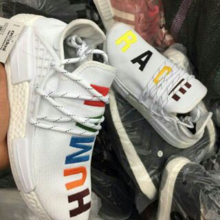 Giày adidas human race