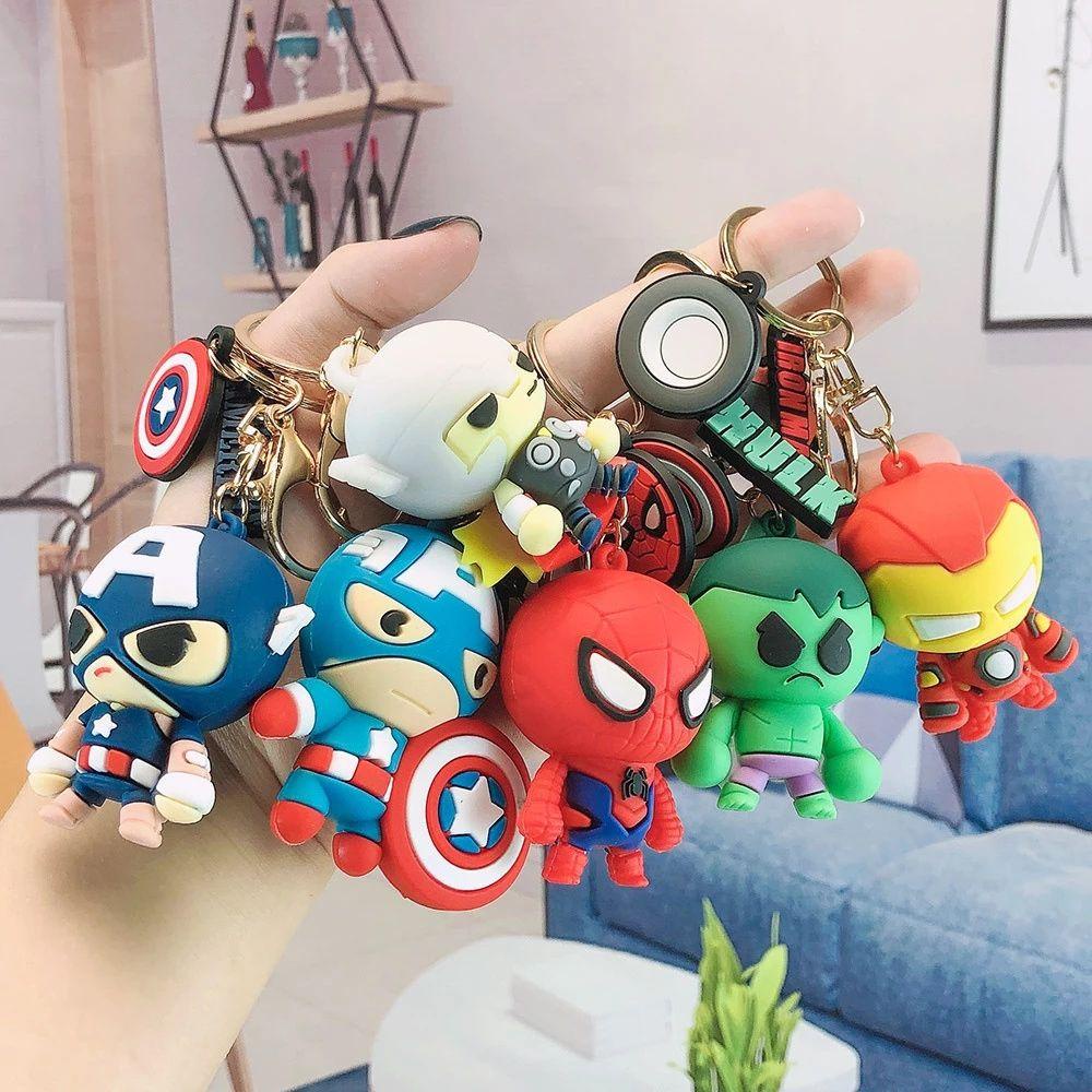 Móc Khóa Hình Người Nhện / Captain America Hoạt Hình Dán Balo Thời Trang