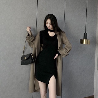 Váy body xẻ siêu hack dáng