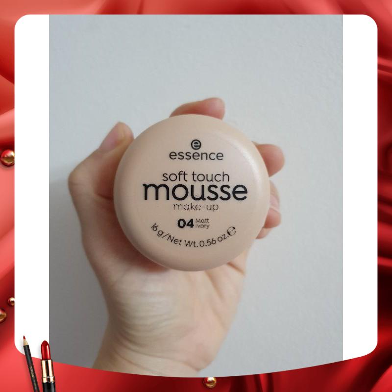 Phấn Tươi Đức Essence Soft Touch Mousse tone 04