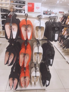 Giày h&m sale 70%