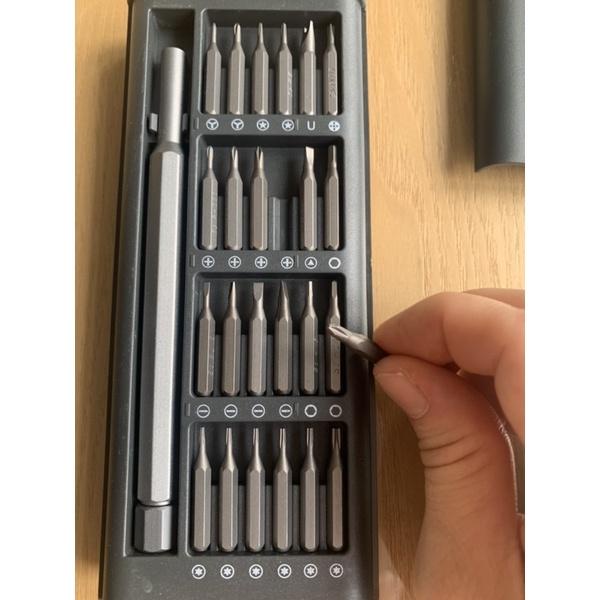 Bộ tua vít Tools 6024 Nam châm 24 chi tiết bằng thép sửa chữa điện thoại laptop máy móc tiện dụng đa đăng