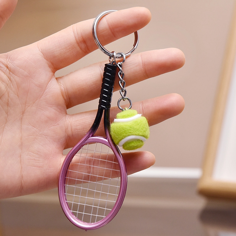 1 Móc Khóa Hình Vợt Tennis Dễ Thương