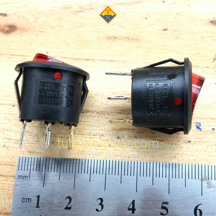 Công tắc bập bênh tròn có đèn báo 6A-250Vac