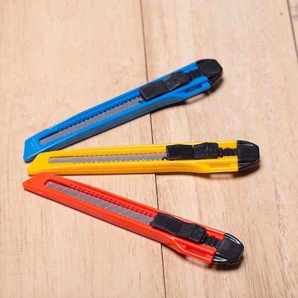 Dao rọc giấy 9mm FO-KN01