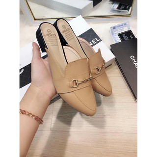 Dép sục da mũi nhọn dây xích