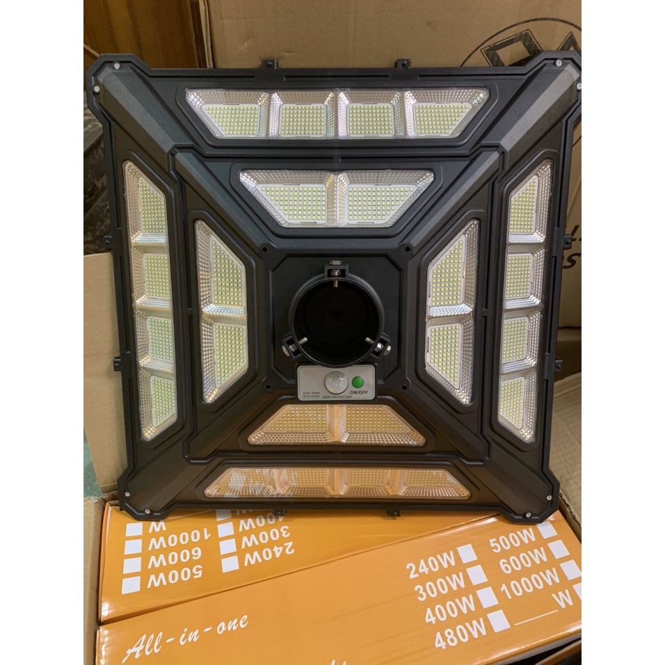 Đèn năng lượng mặt trời sân vườn, công viên UFO công suất 1000W siêu sáng chống nước IP67