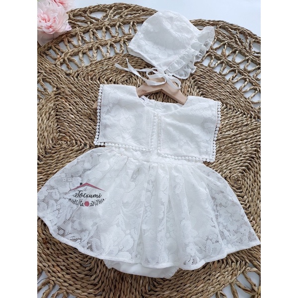 Body váy ren trắng cổ vuông viền ren bi cao cấp - Tocxumi