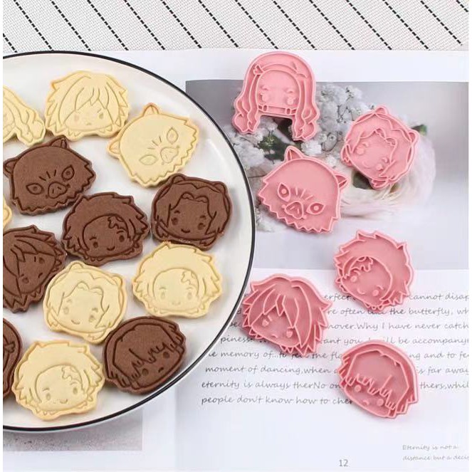 Set 6 khuôn cắt bánh quy kiểu dáng nhân vật hoạt hình