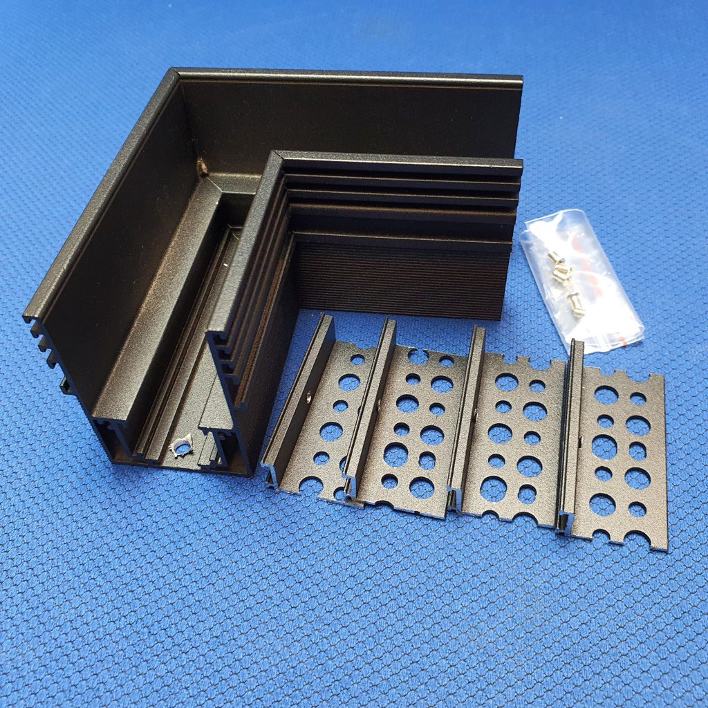 Thanh ray âm trần lắp đèn nam châm, Sơn tĩnh điện màu đen, Kích thước: 2000*65*35mm
