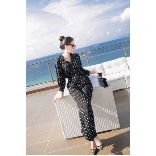 Jumpsuit Chấm Bi Quần Dài - Đồ bay dài ống suông cổ V Đẹp Cao Cấp Hot Size Cực Chuẩn