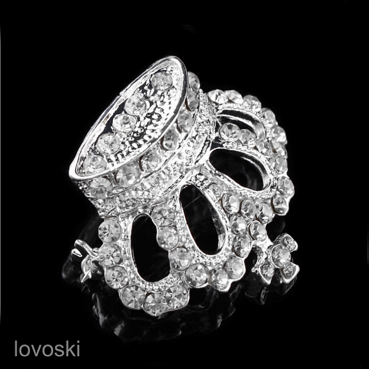 Cài Áo Hình Vương Miện Đính Đá Thời Trang