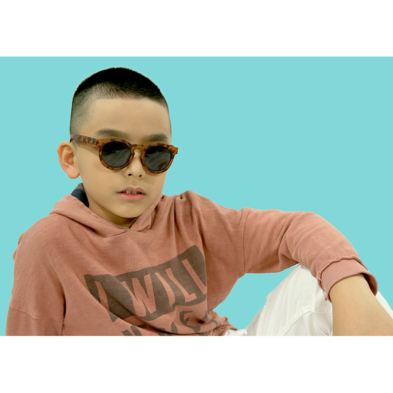 Kính Mát Phong Cách Real Shades Tortoise 3+ 2CHICHE