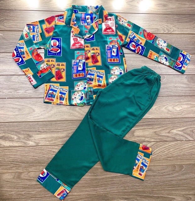 Bộ lụa hình satin dola cá tính | BigBuy360 - bigbuy360.vn