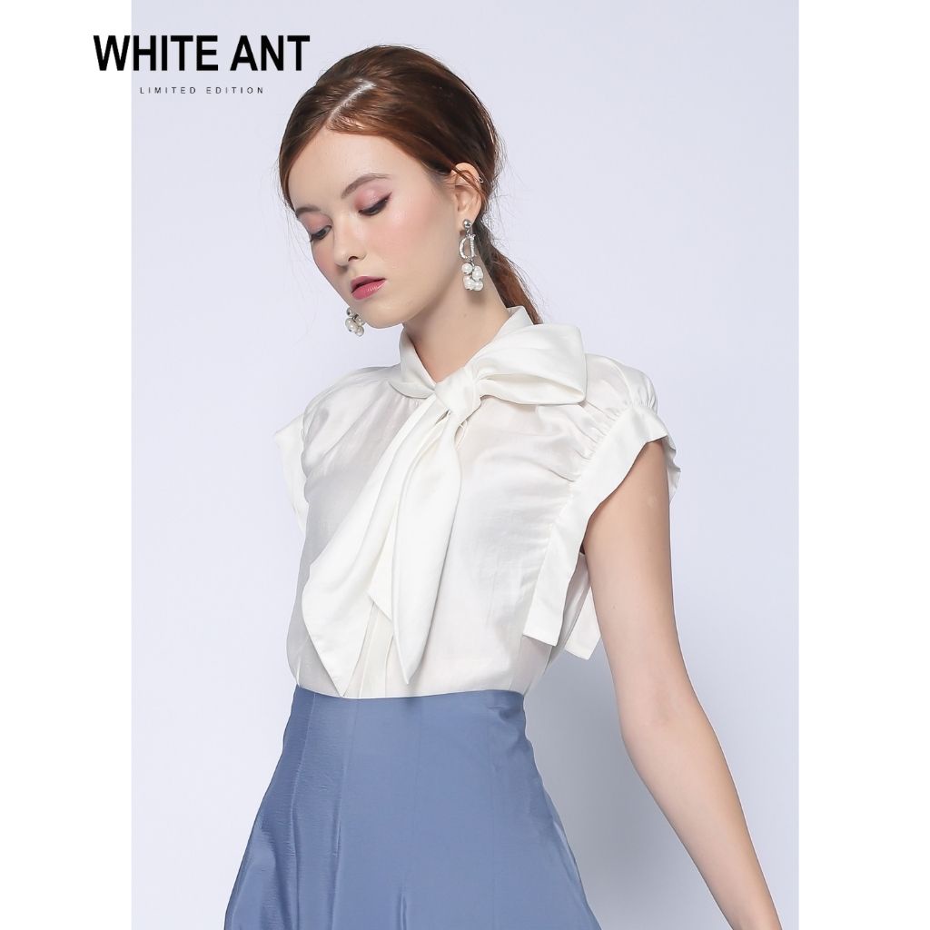 [Mã LTP50 giảm 50000 đơn 150000] Sơ mi sát nách cổ nơ bản lớn nữ White Ant