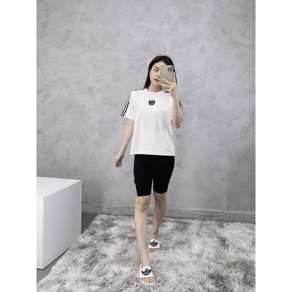 (HÀNG XUẤT XỊN) Dép das logo mới Adilette Shmoofoil Slides White  Made in Italy full box tem tag code  Size 3-4-5-6