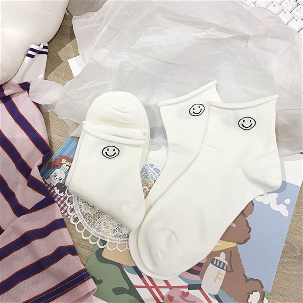 Tất mềm mại in hình mặt cười xinh xắn thiết kế co giãn cho nữ | BigBuy360 - bigbuy360.vn