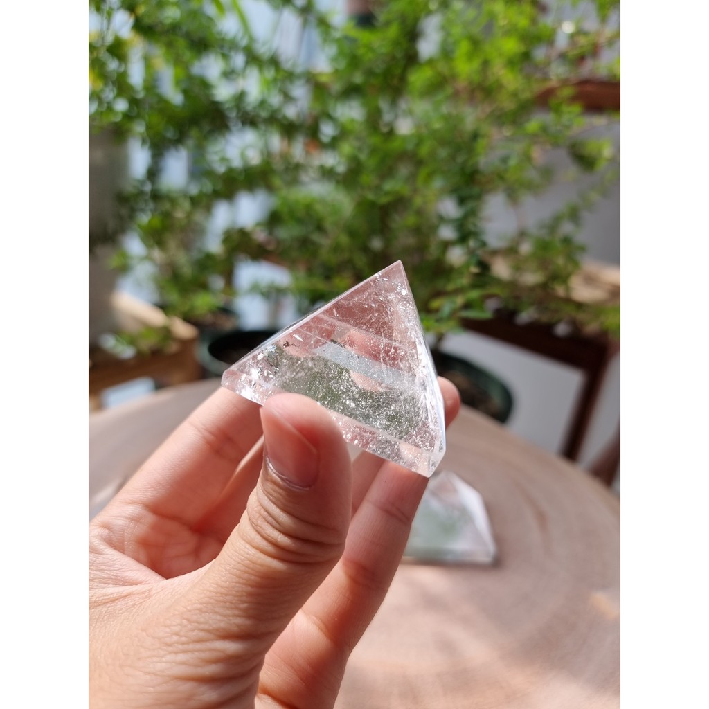 Kim tự tháp đá thach anh Trắng (Clear Quartz) làm Grid, thanh tẩy trong Tarot, Reiki, thiền định, phong thủy