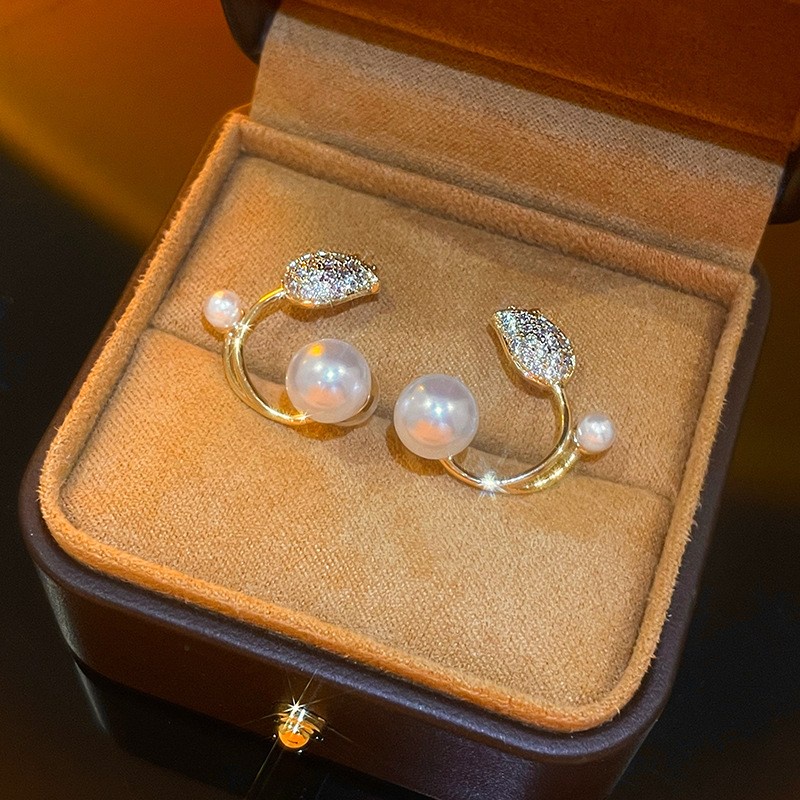 Bông tai hình hoa tulip đính ngọc trai lấp lánh thời trang sang trọng cho nữ