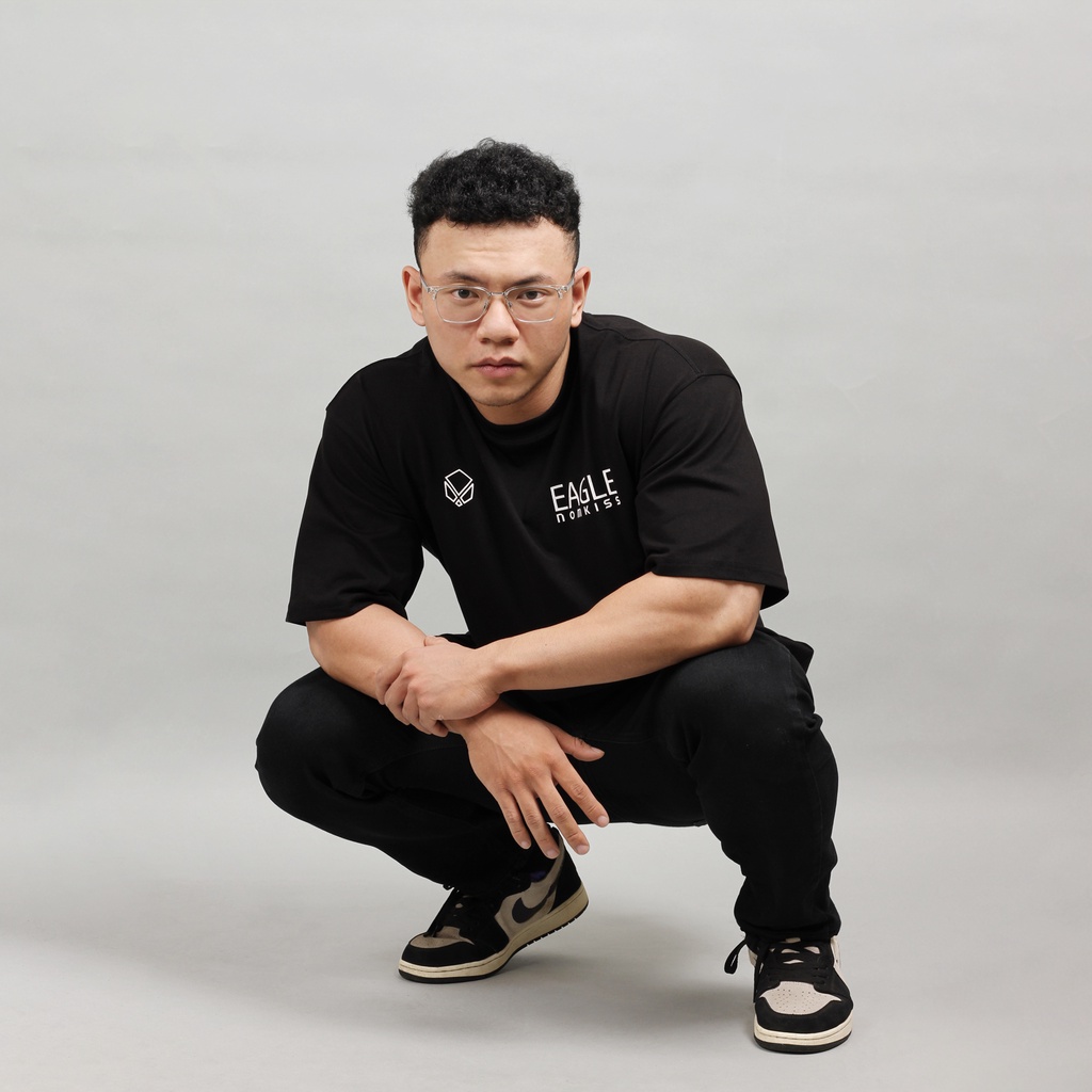 Áo Oversized Eagle - Push Your Limits 𝐋𝐎𝐂𝐀𝐋 𝐁𝐑𝐀𝐍𝐃 được ae gymer tin tưởng.