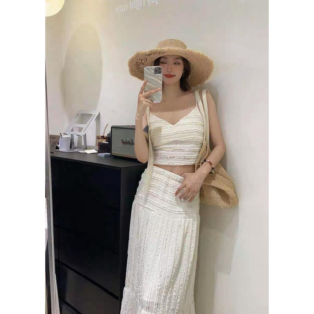 SET ÁO CROP 2D REN CUP NGỰC + CHÂN VÁY TRẮNG