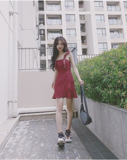 Đầm chấm bi