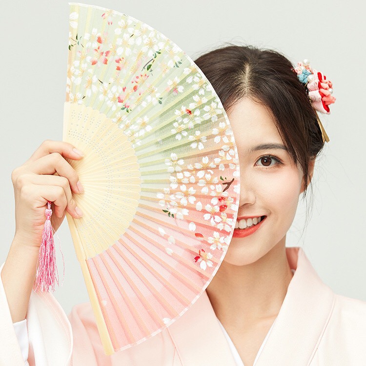Quạt cổ trang dây tuyến HỒNG XANH LÁ vải lụa xếp cầm tay quà tặng Trung Quốc mẫu mới quạt múa