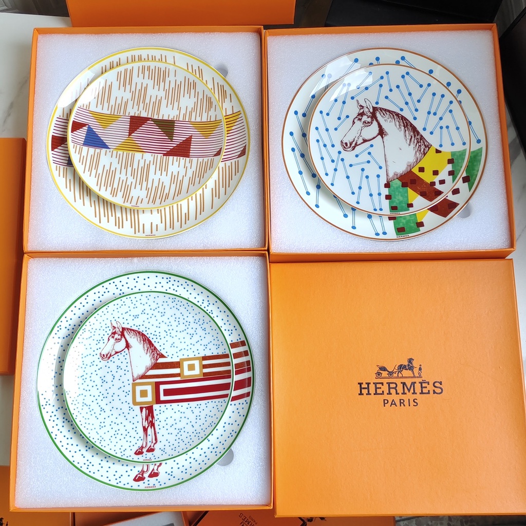 Hermes xương đĩa sứ 8 inch + 10 inch, hộp quà 2 mảnh