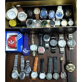 Đồng hồ nam nữ hàng trưng bày mới đẹp độc lạ nhiều thương hiệu casio, valentino, v.v chạy pin (máy quazt) rẻ đẹp