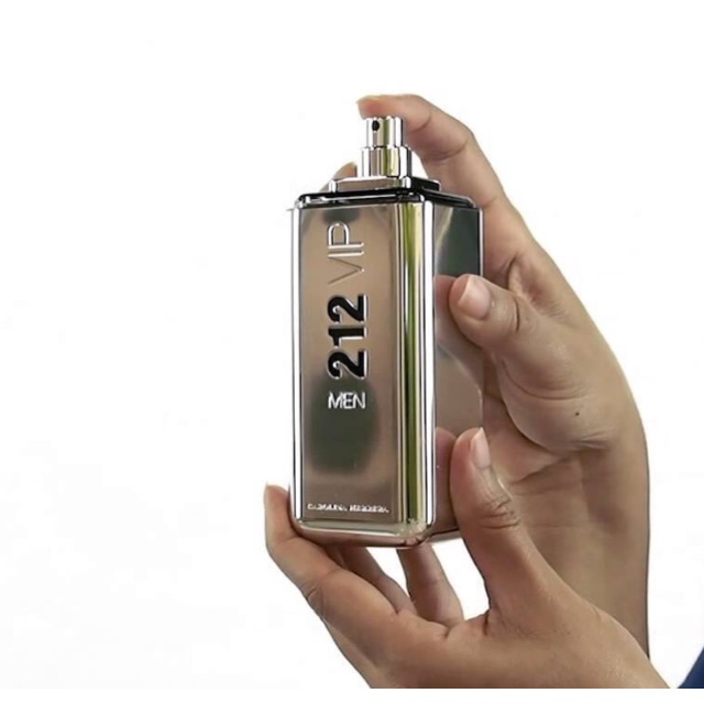 Nước hoa Carolina Herrera 212 Vip Men authentic