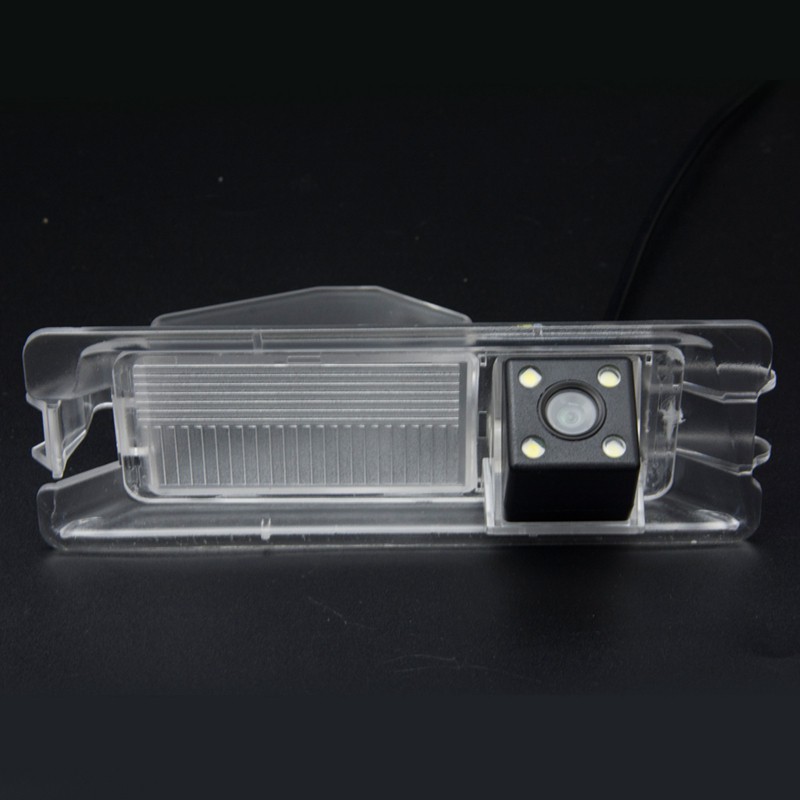 Camera gắn đuôi xe hơi chuyên dụng cho Nissan march LOGAN Renault Sandero | BigBuy360 - bigbuy360.vn