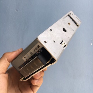 Nguồn omron 24v-2.1a