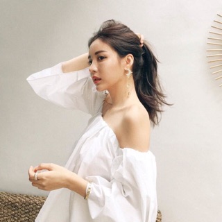 Áo trễ vai ulzzang sang chảnh
