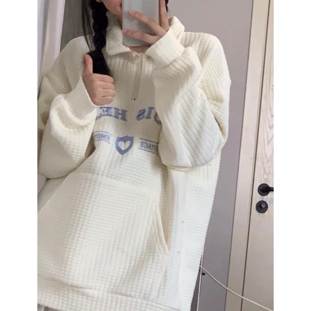 Áo polo len xốp thêu heart | BigBuy360 - bigbuy360.vn
