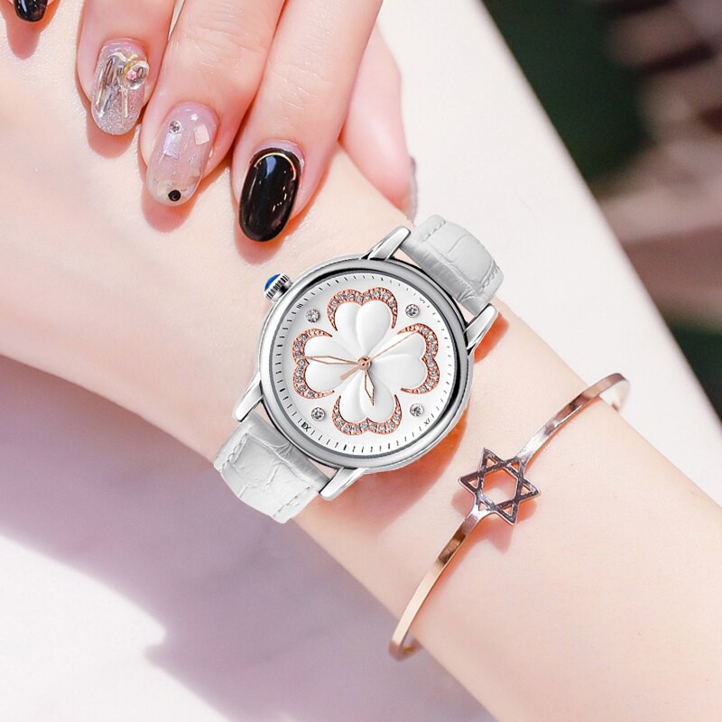 Đồng Hồ Nữ Skmei 9159 Chính Hãng Mặt Cỏ 4 Lá May Mắn Dây Da Cao Cấp