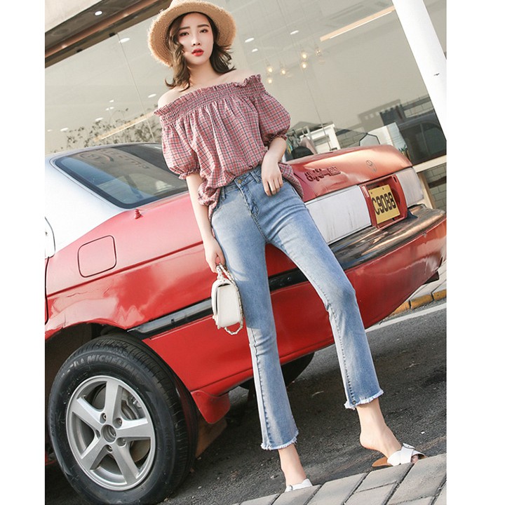 Quần jean nữ ống loe, gấu quần tua rua