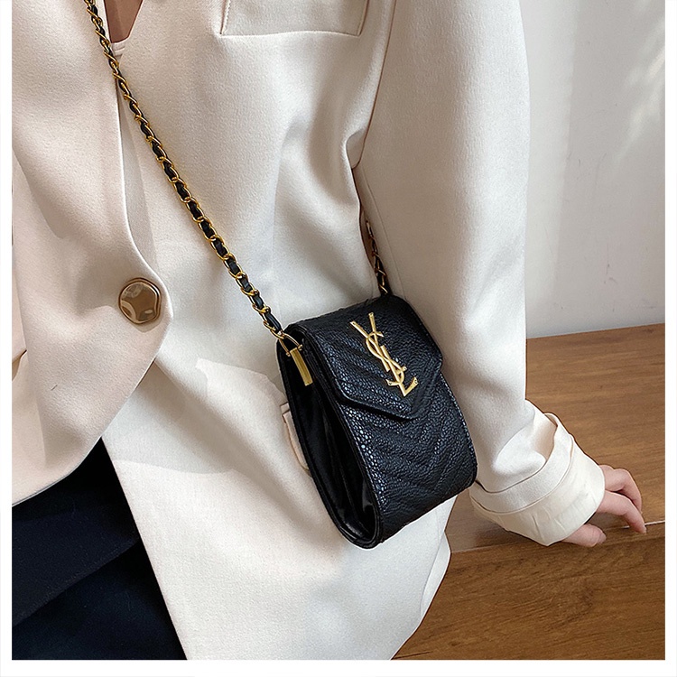 Túi Nhỏ Đựng Điện Thoại Di Động Dạng Phong Bì Đơn Giản Mẫu Mới Năm 2021 Cho Nữ Túi Đeo Chéo Phối Dây Xích Thiết Kế Nhỏ Gọn Thời Trang